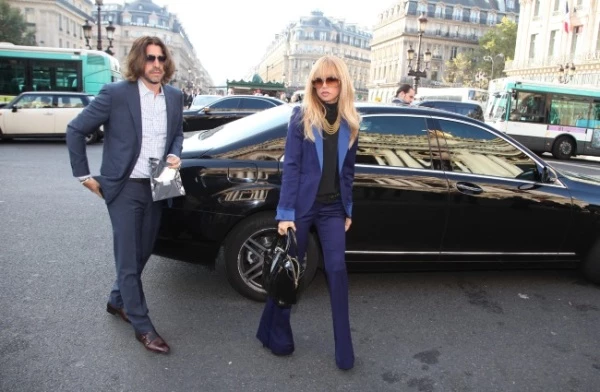 Paris Fashion Week: Super stylish παρουσίες στην front row - εικόνα 3